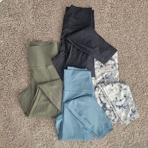 Group Of 4 Pairs Athletic Leggings Size M Assprted Colors